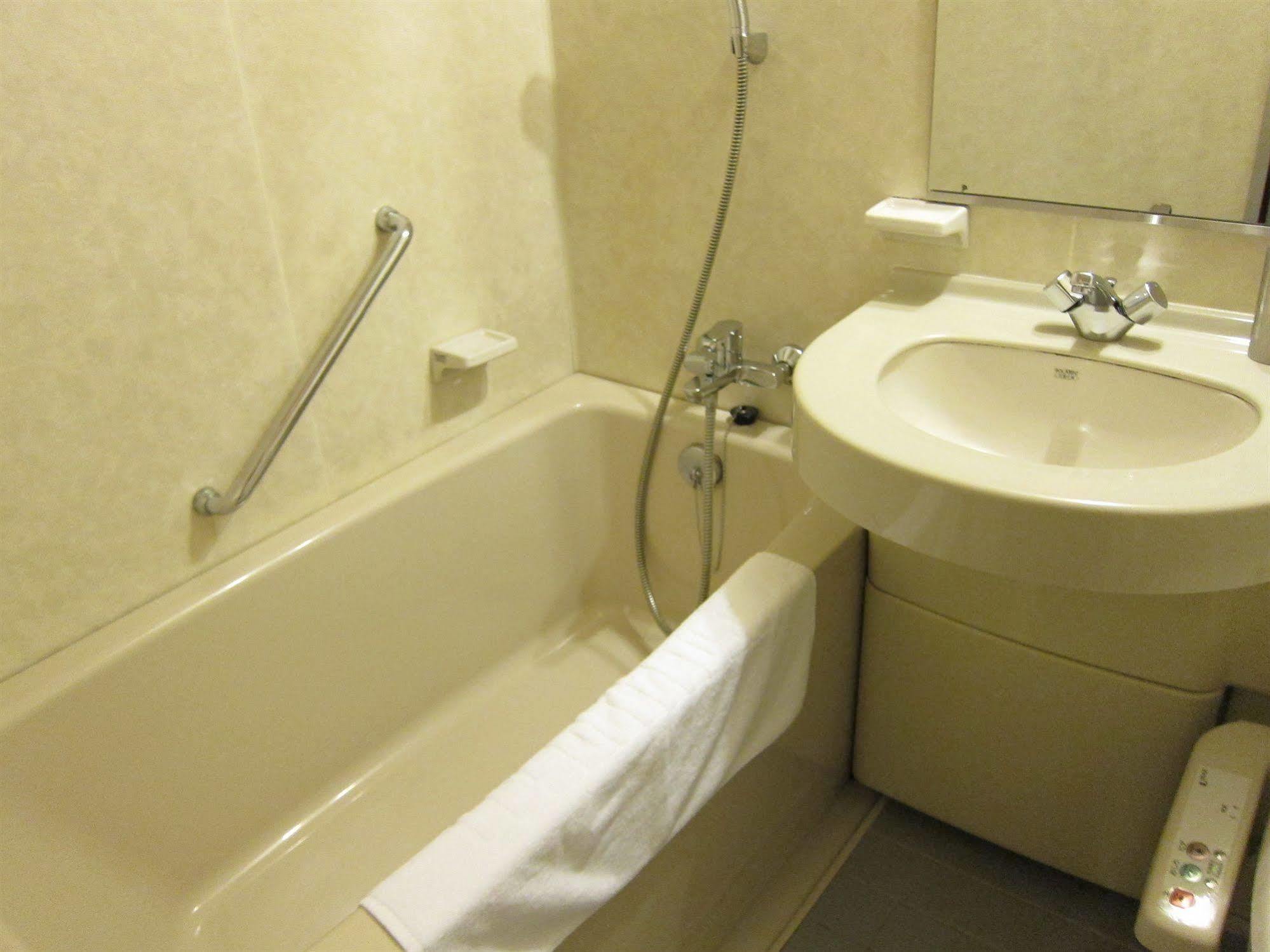 Hotel Trusty Наґоя Екстер'єр фото